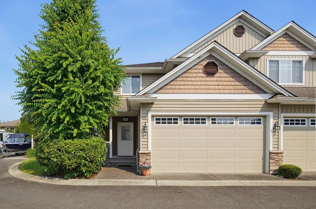 10 32849 EGGLESTONE AVENUE, Mission, BC — Residential for Sale - Main Photo
