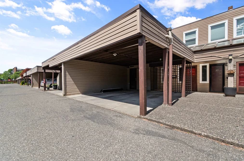 10 45915 CHEAM AVENUE, Chilliwack, BC — Residential for Sale - Main Photo