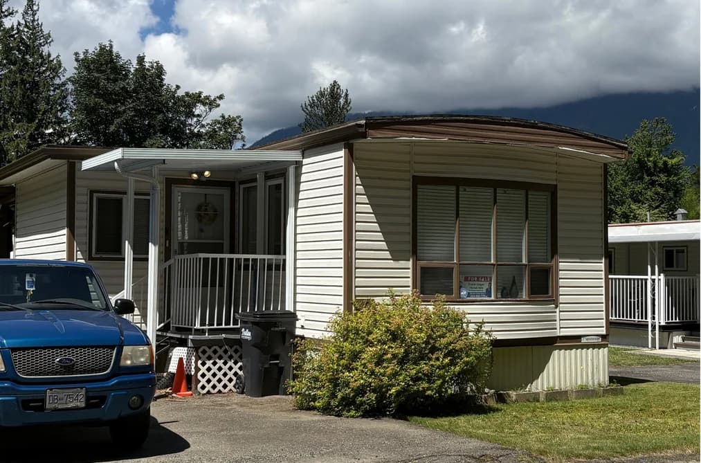 10 62010 FLOOD HOPE ROAD, Hope, BC — Residential for Sale - Photo 2