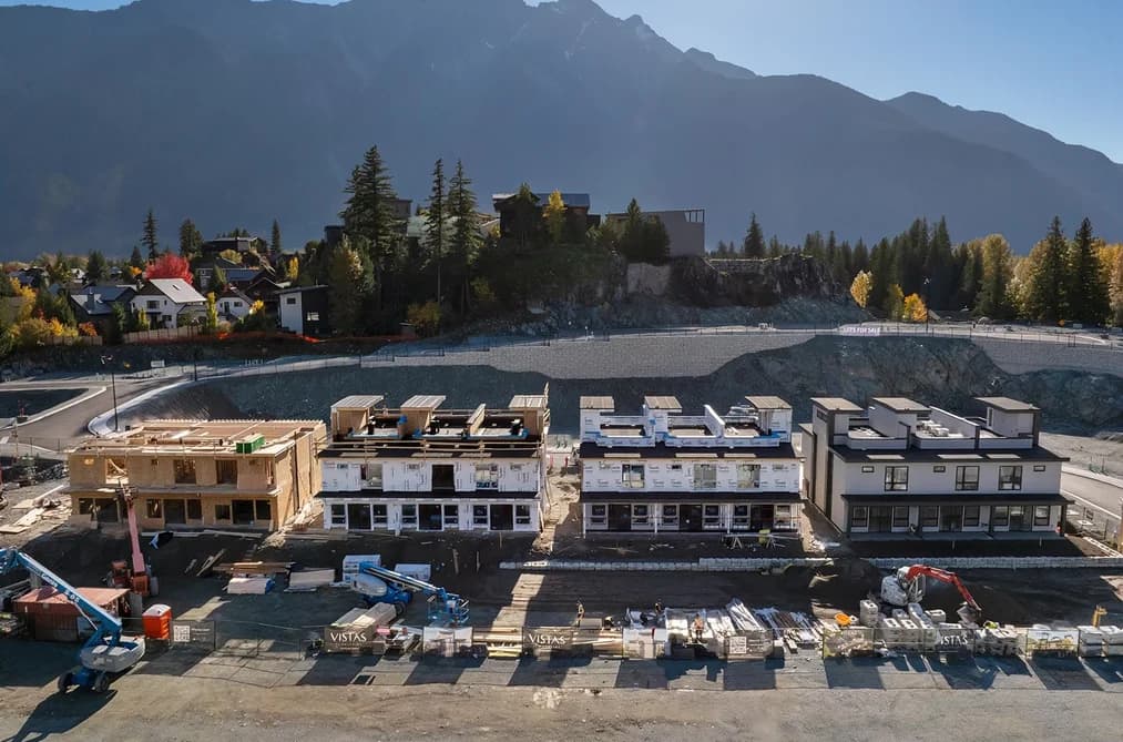 10 7362 PEMBERTON FARM ROAD EAST, Pemberton, BC — Residential for Sale - Main Photo