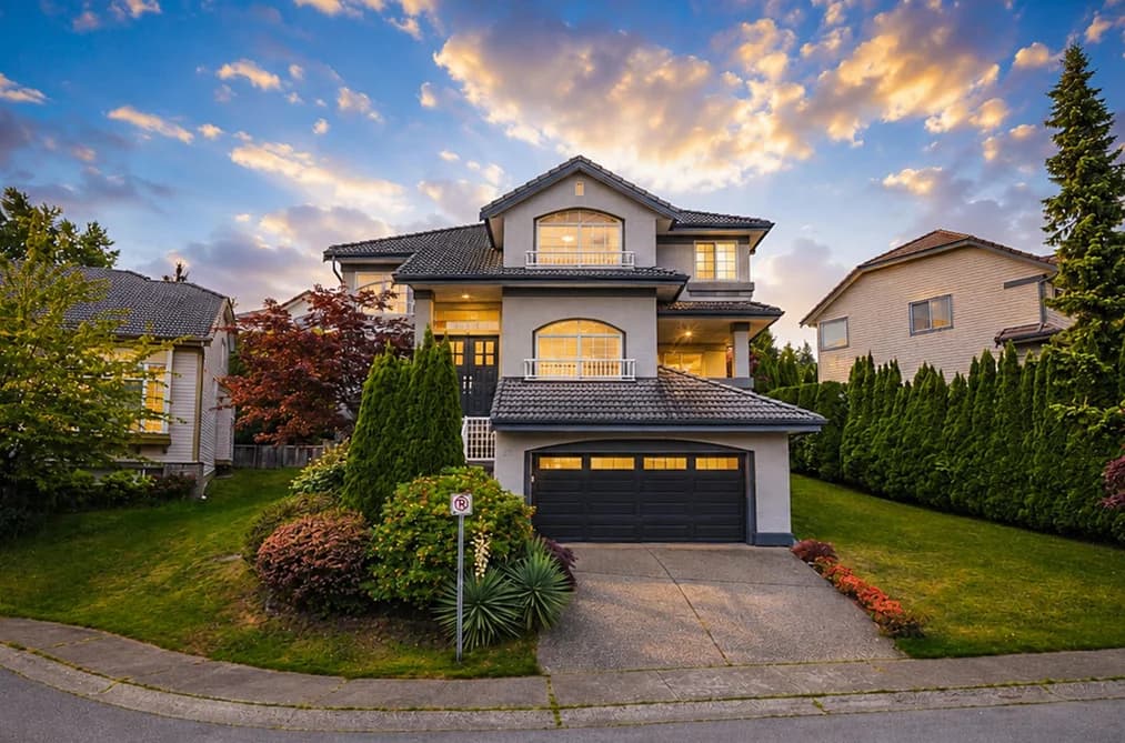 10 CEDARWOOD COURT, Port Moody, BC — Residential for Sale - Main Photo