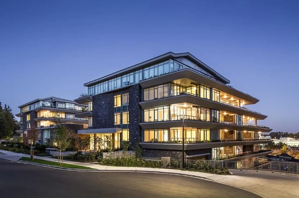 100 888 ARTHUR ERICKSON PLACE, West Vancouver, BC — Residential for Sale - Main Photo