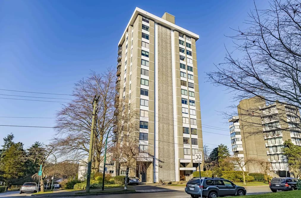 1001 845 CHILCO STREET, Vancouver, BC — Residential for Sale - Photo 2