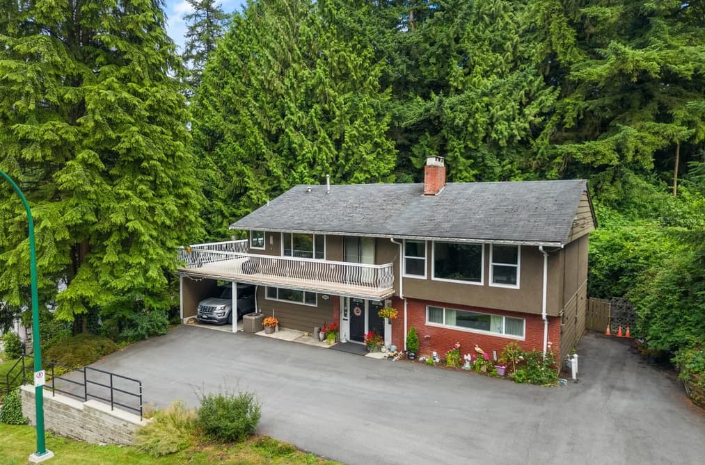 1001 GATENSBURY STREET, Coquitlam, BC — Residential for Sale - Photo 2