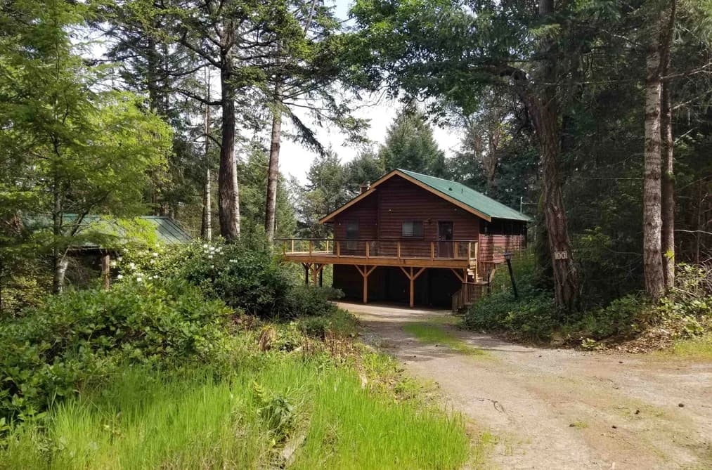 1001 ROBSON WAY, Galiano Island, BC — Residential for Sale - Photo 2