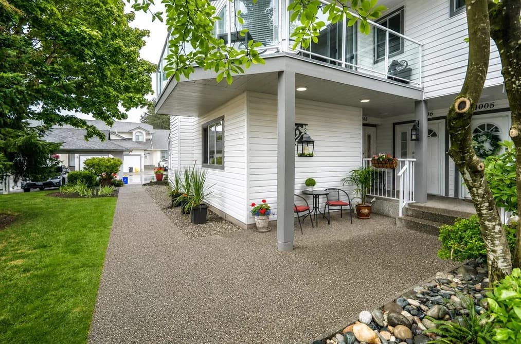 1002 21937 48 AVENUE, Langley, BC — Residential for Sale - Main Photo