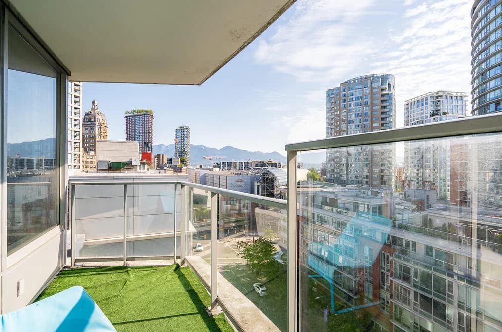 1002 689 ABBOTT STREET, Vancouver, BC — Residential for Sale - Main Photo