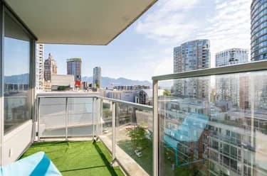Condo for sale at 1002 689 Abbott Street Vancouver British Columbia - MLS: R3147005
