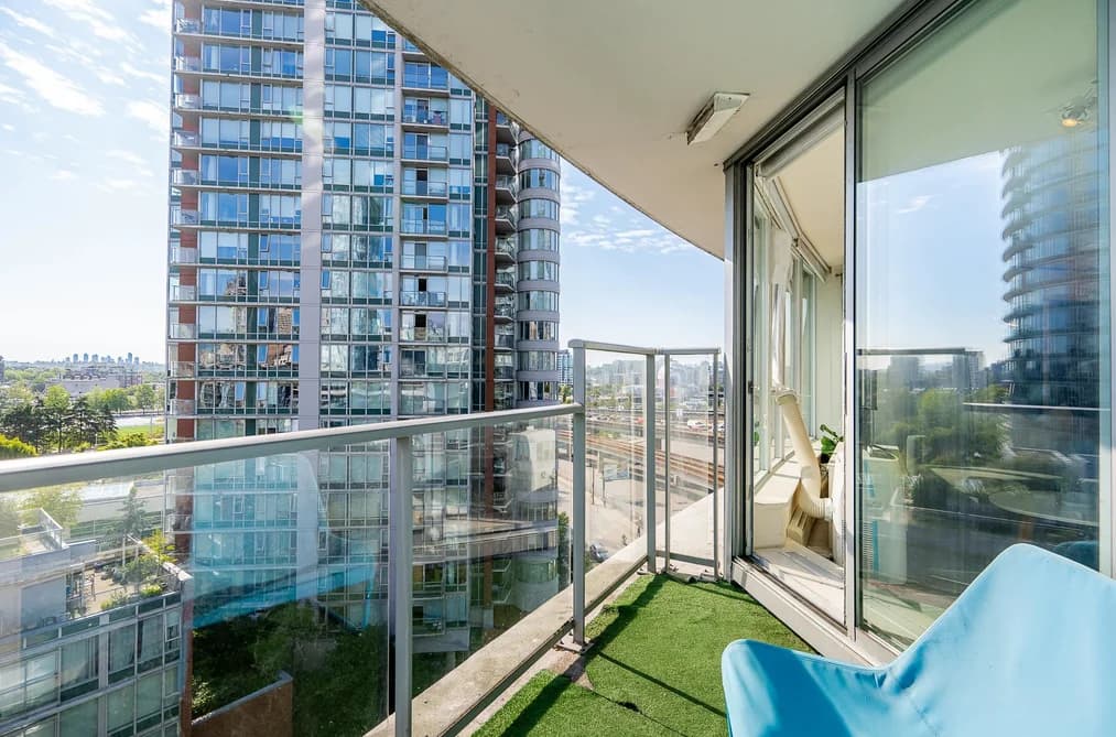 1002 689 ABBOTT STREET, Vancouver, BC — Residential for Sale - Photo 2