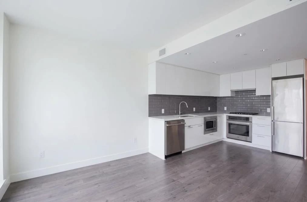 1002 8533 RIVER DISTRICT CROSSING, Vancouver, BC — Residential for Sale - Photo 2