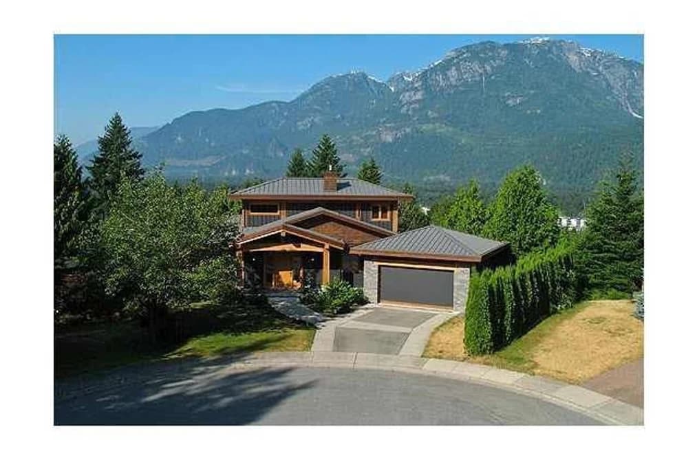 1002 Lanark, Squamish, BC - House for Sale - Main Photo 1002 Lanark, Squamish, BC - House for Sale - Main Photo