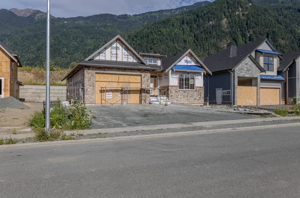 10022 TRILLIUM WAY, Rosedale, BC — Residential for Sale - Photo 2