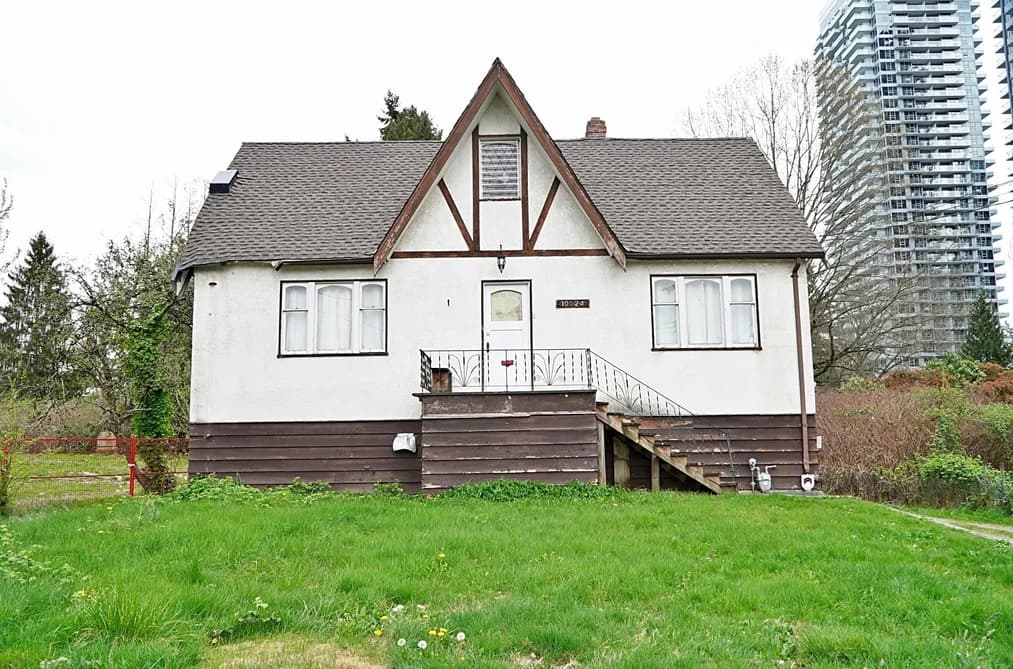 10024 WHALLEY BOULEVARD, Surrey, BC — Residential for Sale - Main Photo