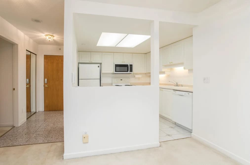 1003 1185 QUAYSIDE DRIVE, New Westminster, BC — Residential for Sale - Photo 2