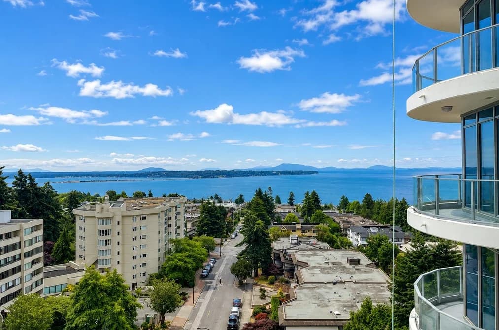 Condo for sale at 1003 1475 Foster Street White Rock British Columbia - MLS: R3139992