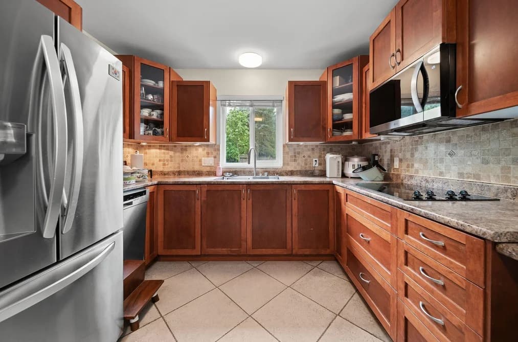 1003 WINDWARD DRIVE, Coquitlam, BC — Residential for Sale - Photo 2