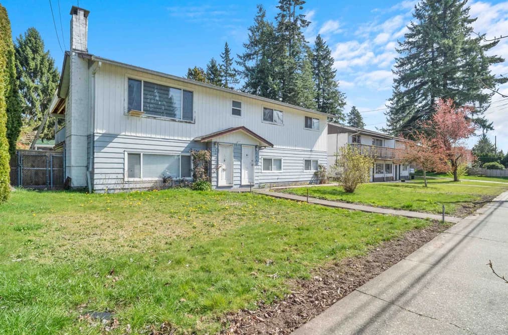 10038 10040 128 STREET, Surrey, BC — Residential Income for Sale - Main Photo