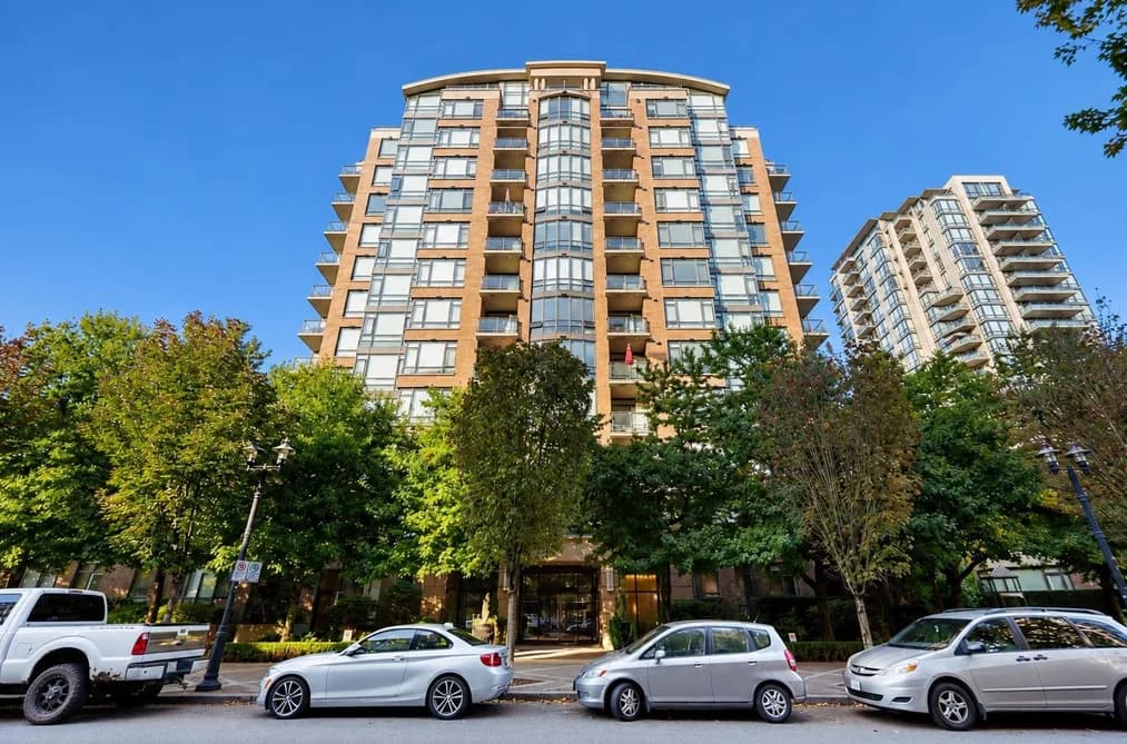 1004 170 W 1ST STREET, North Vancouver, BC — Residential for Sale - Photo 2