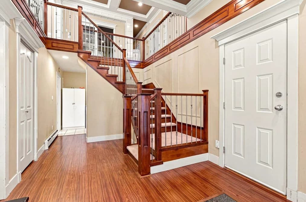 10047 129 STREET, Surrey, BC — Residential for Sale - Photo 2