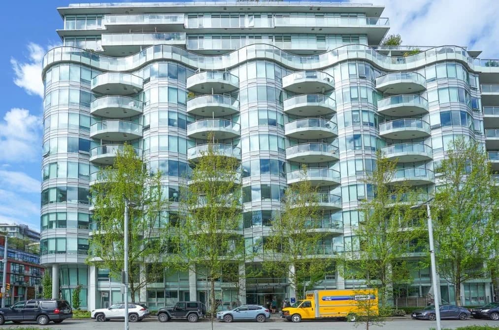 1005 1661 ONTARIO STREET, Vancouver, BC — Residential for Sale - Photo 2