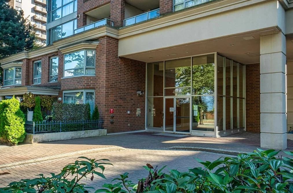 1005 4888 HAZEL STREET, Burnaby, BC — Residential for Sale - Photo 2