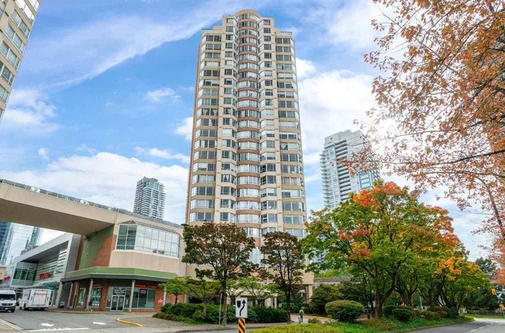 1005 6240 MCKAY AVENUE, Burnaby, BC — Residential for Sale - Photo 2