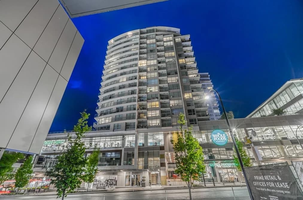 1008 112 E 13TH STREET, North Vancouver BC V7L 0E4 - Photo 1