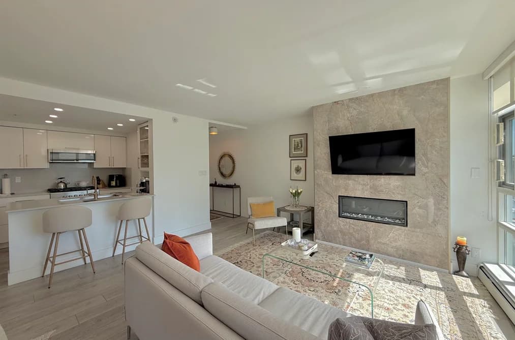 1008 198 AQUARIUS MEWS, Vancouver, BC — Residential for Sale - Photo 2
