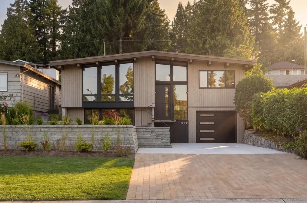 1008 W 17TH STREET, North Vancouver, BC — Residential for Sale - Main Photo