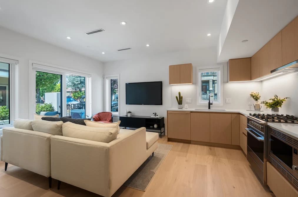 1008 W 52ND AVENUE, Vancouver, BC — Residential for Sale - Photo 2