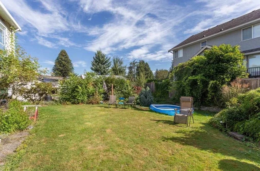 10096 BONAVISTA STREET, Chilliwack, BC — Residential for Sale - Photo 2
