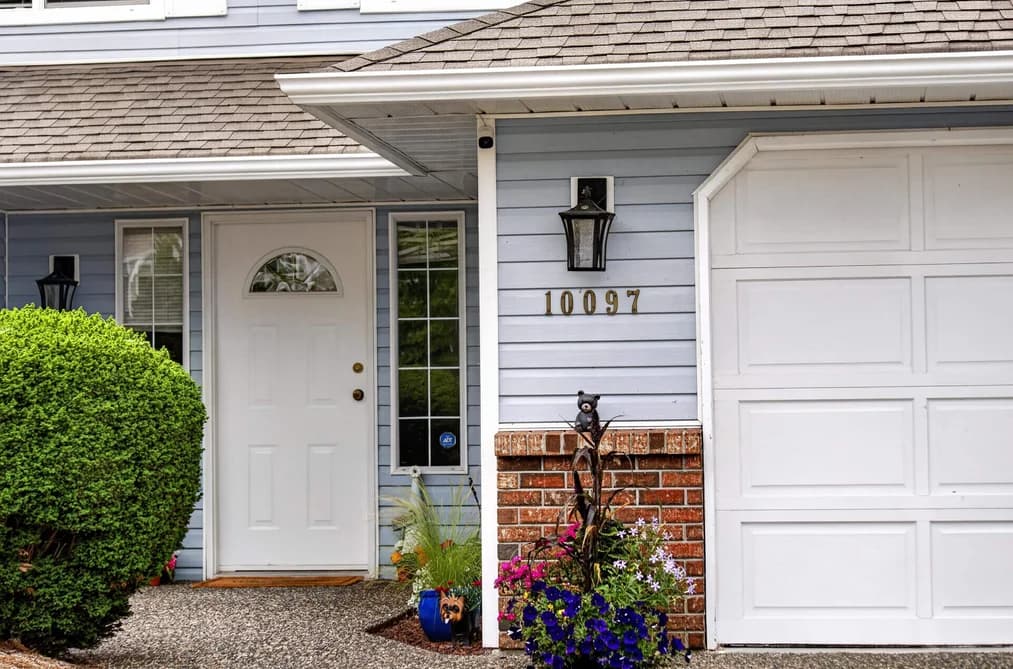 10097 BEAVER CRESCENT, Chilliwack, BC — Residential for Sale - Photo 2