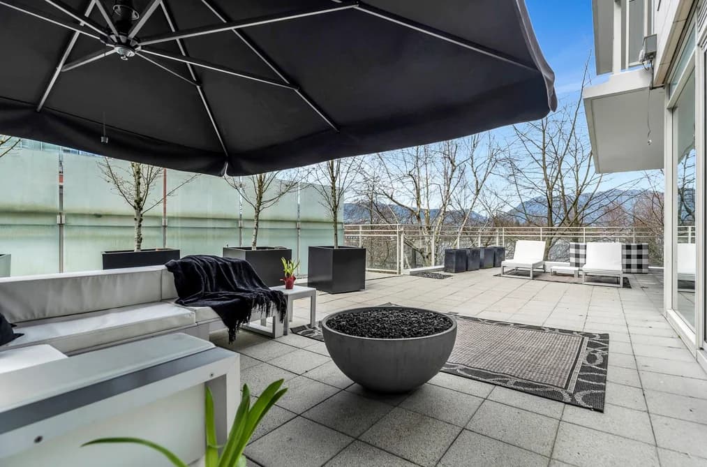 101 1139 W CORDOVA STREET, Vancouver, BC — Residential for Sale - Photo 2