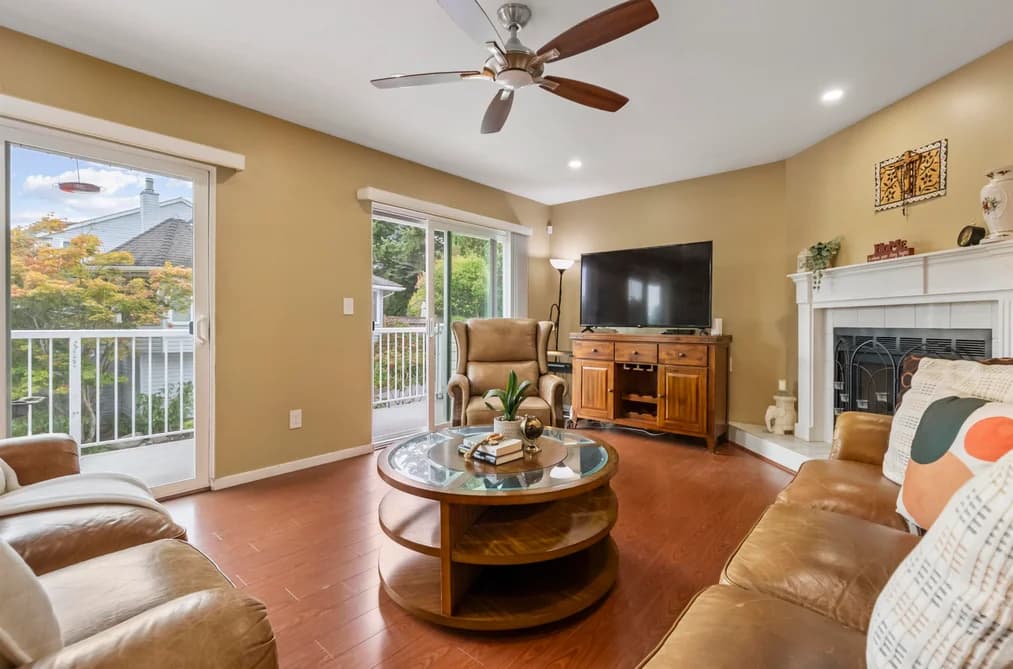 101 1180 FALCON DRIVE, Coquitlam, BC — Residential for Sale - Photo 2