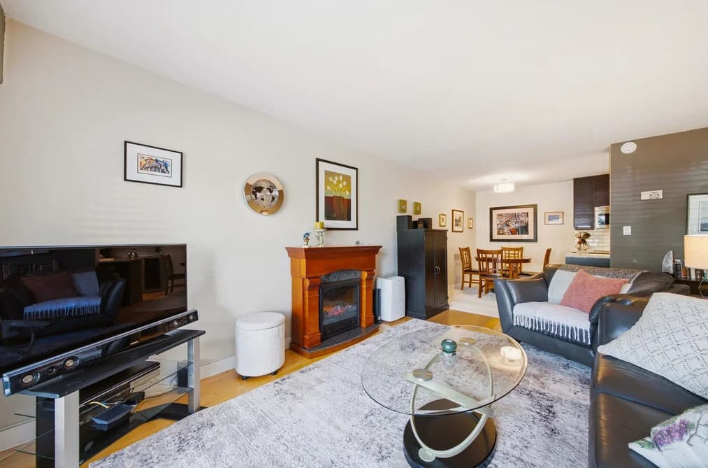101 123 E 19TH STREET, North Vancouver, BC — Residential for Sale - Main Photo