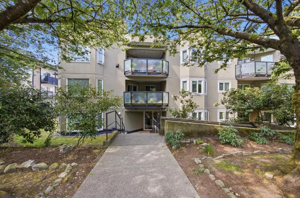 101 175 W 4TH STREET, North Vancouver, BC — Residential for Sale - Photo 2