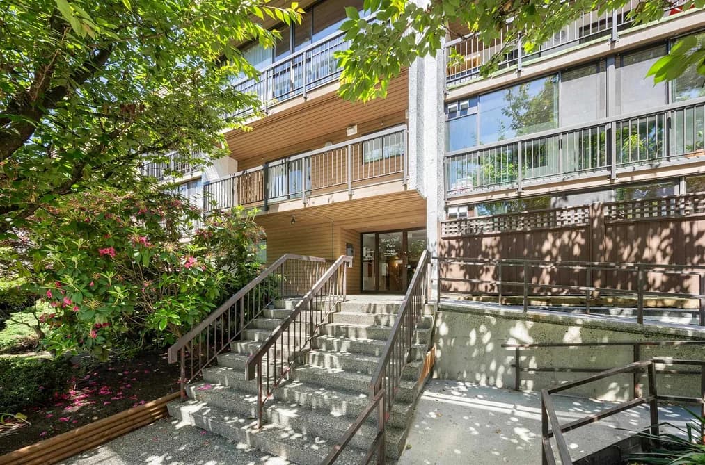 101 2245 WILSON AVENUE, Port Coquitlam, BC — Residential for Sale - Main Photo