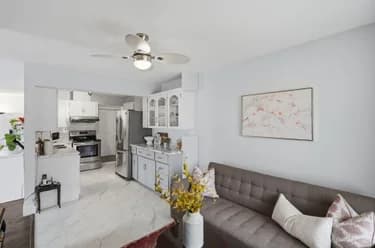 Condo for sale at 101 2414 Church Street Abbotsford British Columbia - MLS: R3114198
