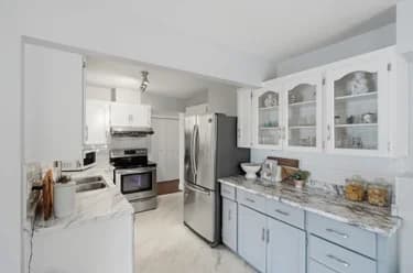 Condo for sale at 101 2414 Church Street Abbotsford British Columbia - MLS: R3114198