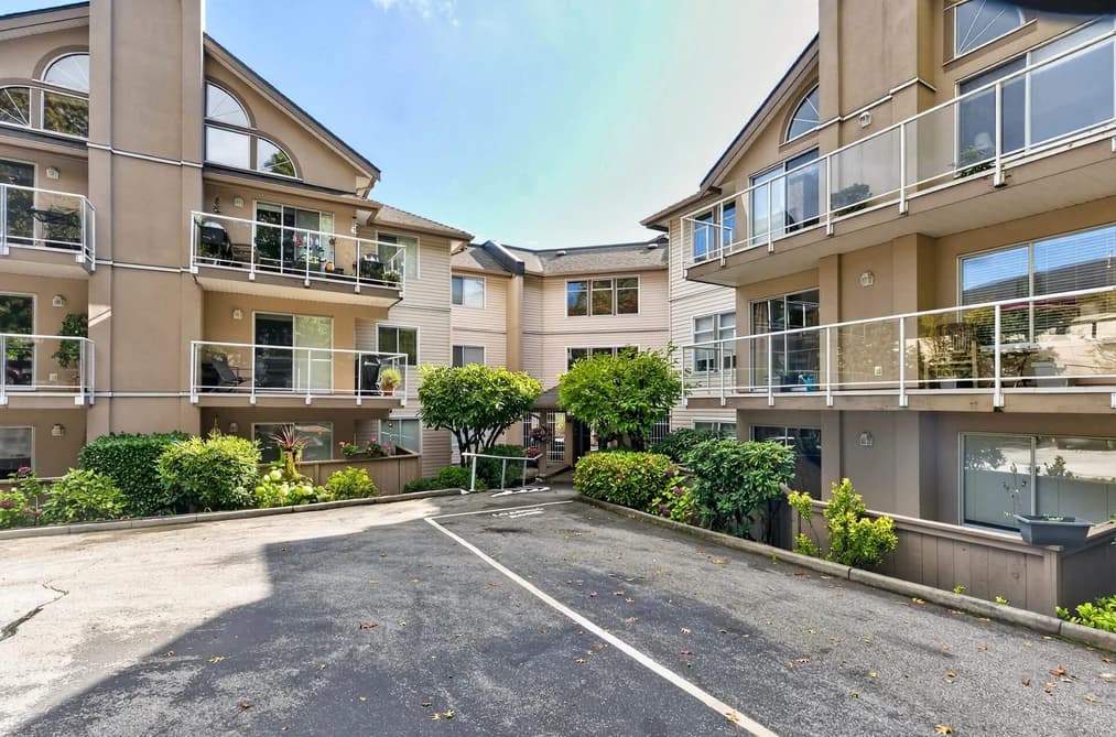 101 455 BROMLEY STREET, Coquitlam, BC — Residential for Sale - Photo 2