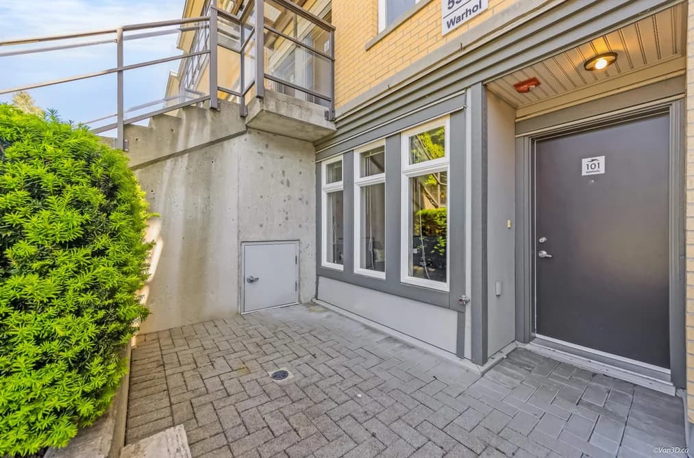 101 5568 KINGS ROAD, Vancouver, BC — Residential for Sale - Photo 2
