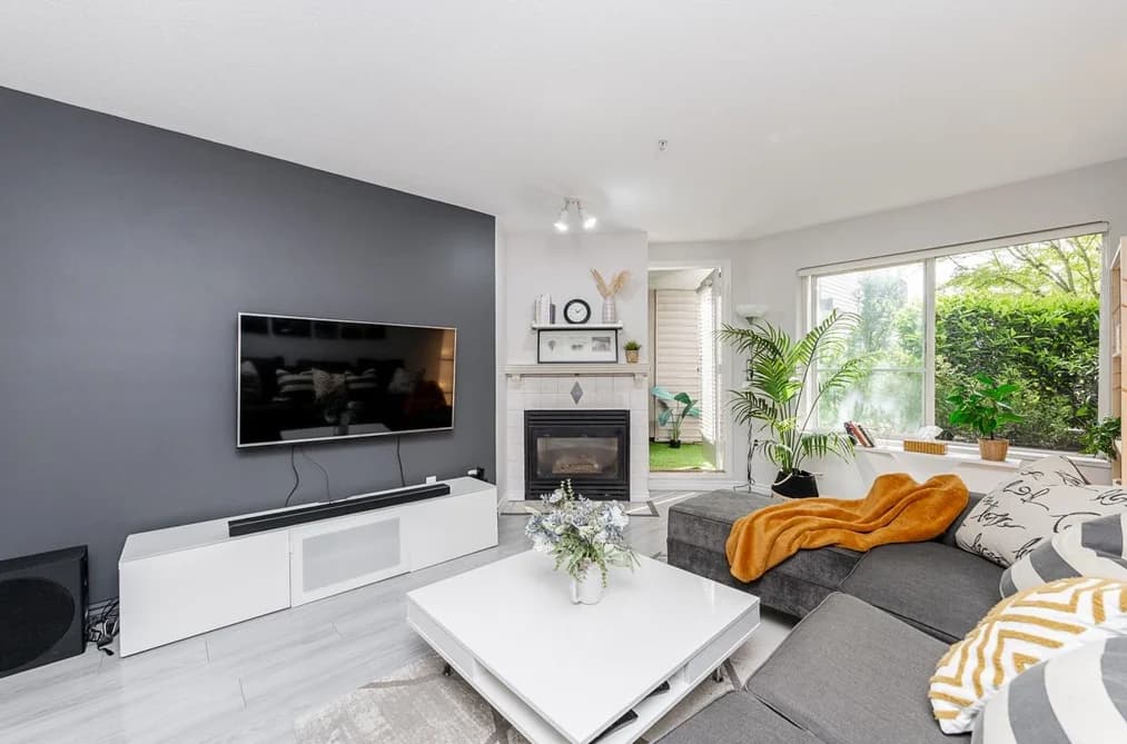 101 5765 GLOVER ROAD, Langley, BC — Residential for Sale - Photo 2