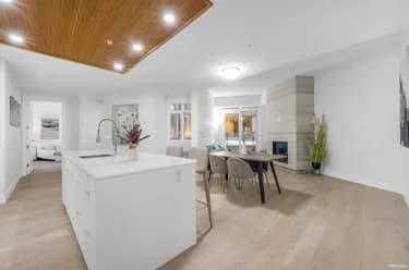 Condo for sale at 101 6699 Nelson Avenue West Vancouver British Columbia - MLS: R3141083