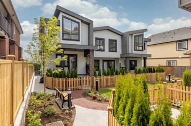 Townhouse for sale at 101 753 Edgar Avenue Coquitlam British Columbia - MLS: R3154730