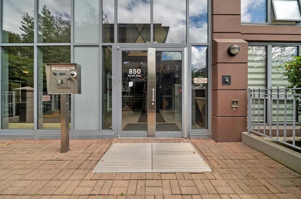 101 850 ROYAL AVENUE, New Westminster, BC — Residential for Sale - Photo 2