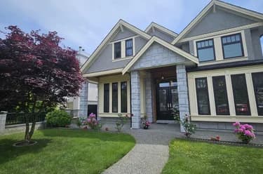 House for sale at 1010 Edinburgh Street New Westminster British Columbia - MLS: R3145229