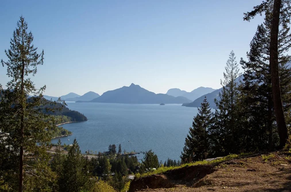 1010 QUARRY LANE, Squamish, BC — Land for Sale - Main Photo