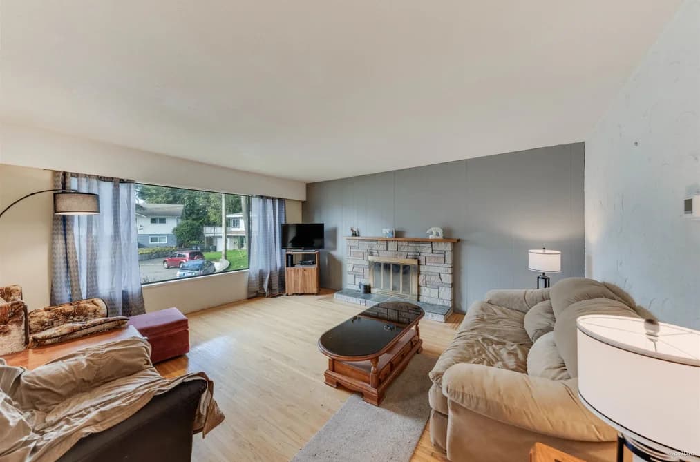 10122 127B STREET, Surrey, BC — Residential for Sale - Photo 2