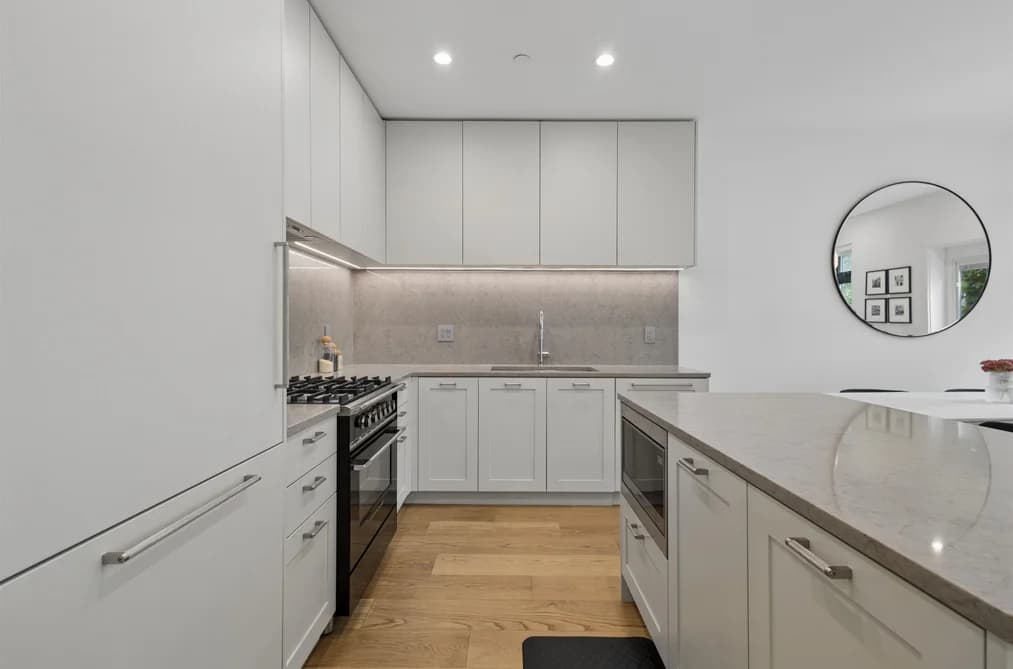 1014 E 16TH AVENUE, Vancouver, BC — Residential for Sale - Photo 2
