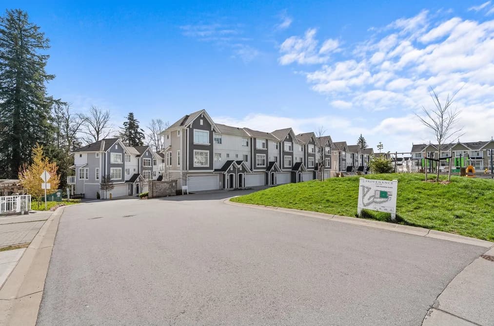 1015 11280 PAZARENA PLACE, Maple Ridge, BC — Residential for Sale - Photo 2